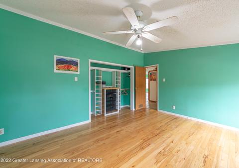 2692 Pine Tree Rd, Holt, MI 48842 photo 22