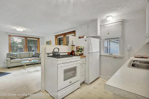 6265 Ridge St, Haslett, MI 48840 photo 14