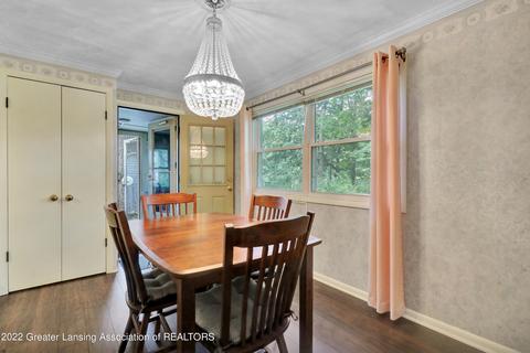 6265 Ridge St, Haslett, MI 48840 photo 9