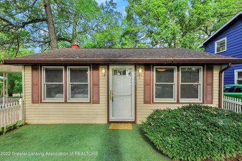 6265 Ridge St, Haslett, MI 48840 photo 3