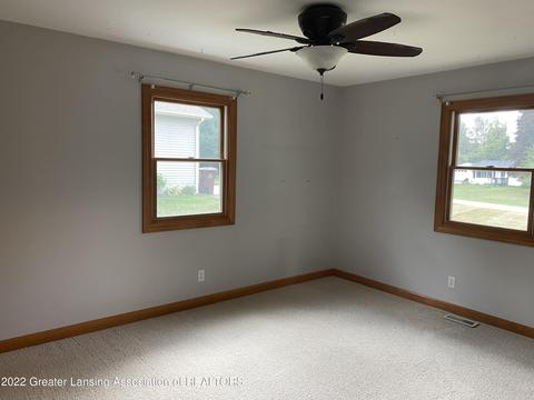9136 Coleman Rd, Haslett, MI 48840 photo 16