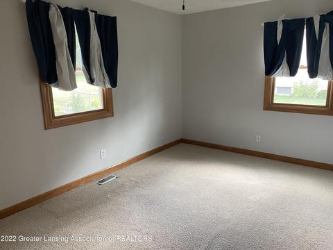 9136 Coleman Rd, Haslett, MI 48840 photo 17