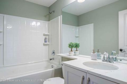 16937 Willowbrook Dr, Haslett, MI 48840 photo 22