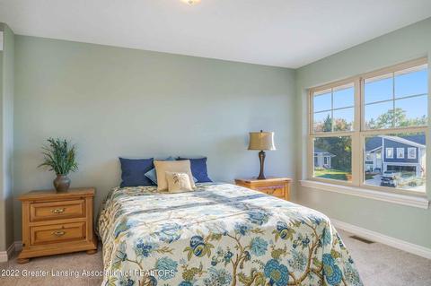 16937 Willowbrook Dr, Haslett, MI 48840 photo 20