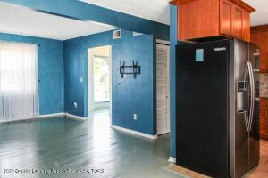 4827 Sutherland Dr, Holt, MI 48842 photo 4