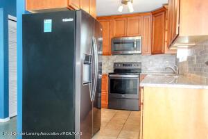 4827 Sutherland Dr, Holt, MI 48842 photo 5