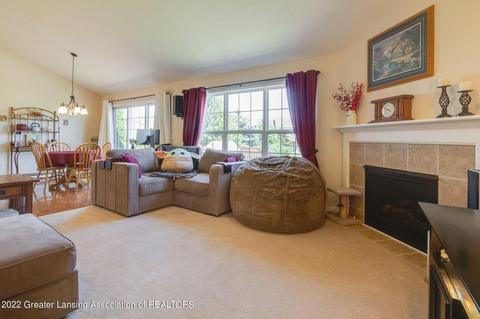 1225 Lobelia Ln, Dewitt, MI 48820 photo 3