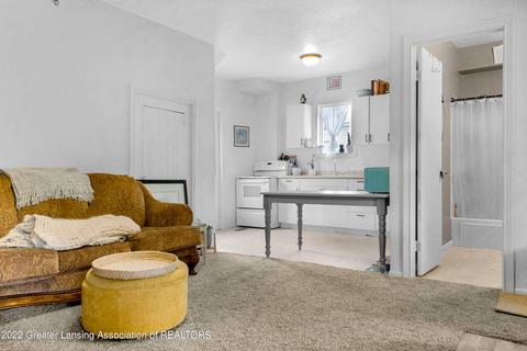 224 W Main St, Maple Rapids, MI 48853 photo 5