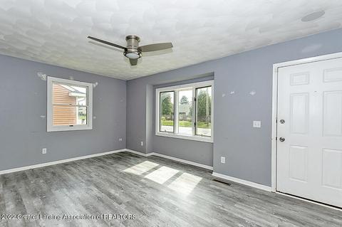 4520 W Michigan Ave, Lansing, MI 48917 photo 2