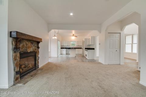 724 W Windward Way, Perry, MI 48872 photo 9