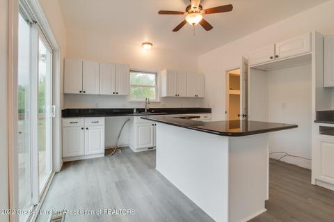 724 W Windward Way, Perry, MI 48872 photo 12