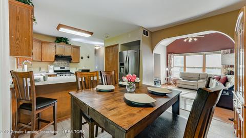 2510 Skye Rd, Lansing, MI 48911 photo 9