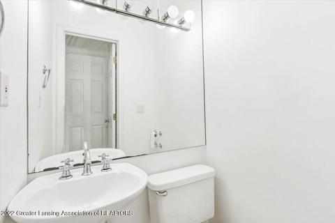 6219 Beechfield Dr, Lansing, MI 48911 photo 11