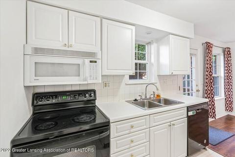 6219 Beechfield Dr, Lansing, MI 48911 photo 10