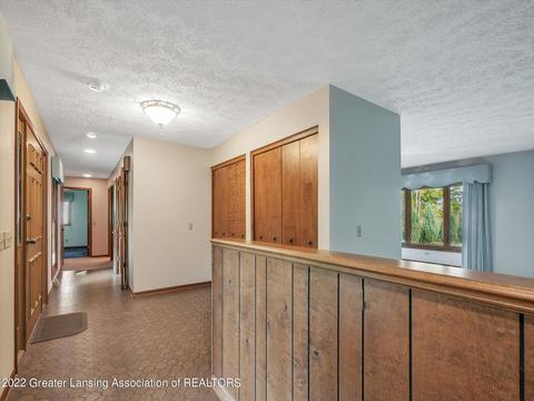 2086 Belding Ct, Okemos, MI 48864 photo 7