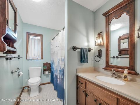 2086 Belding Ct, Okemos, MI 48864 photo 17