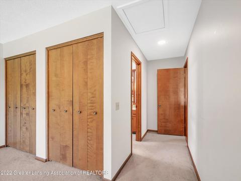 2086 Belding Ct, Okemos, MI 48864 photo 16