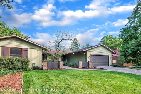 2086 Belding Ct, Okemos, MI 48864 photo 2