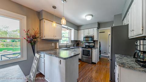 5973 Eagles Way, Haslett, MI 48840 photo 6