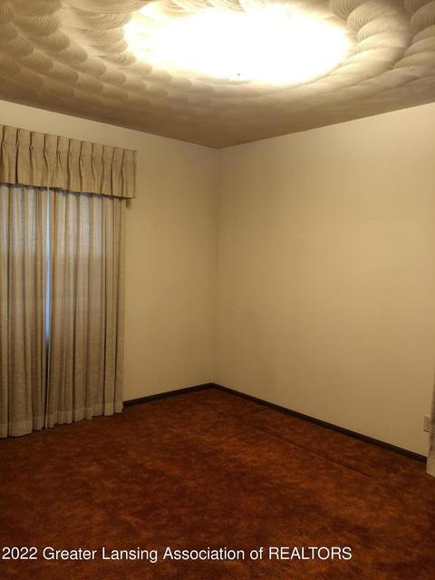 516 Crestview Ave, Lansing, MI 48910 photo 12