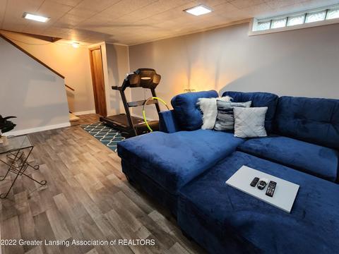 533 Mc Pherson Ave, Lansing, MI 48915 photo 19