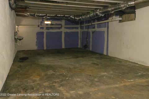 800 Eureka St, Lansing, MI 48912 photo 41