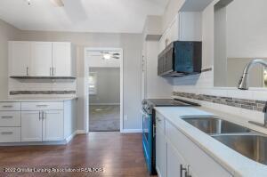 606 S Bridge St, Dewitt, MI 48820 photo 6