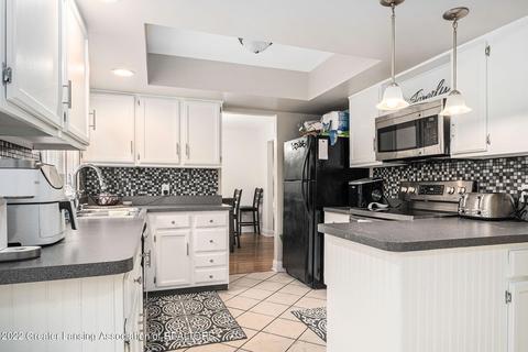 13035 Apple Tree Ln, Dewitt, MI 48820 photo 8