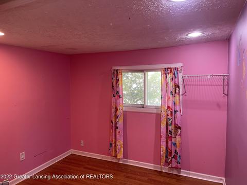 2433 E Cavanaugh Rd, Lansing, MI 48910 photo 10