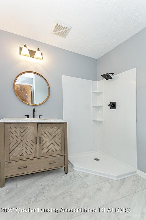 1083 Woodside Dr, Haslett, MI 48840 photo 15