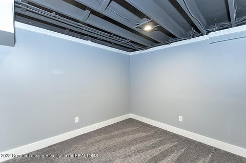 1083 Woodside Dr, Haslett, MI 48840 photo 23