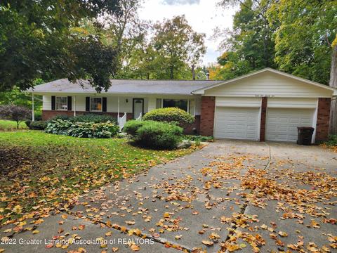4195 Driftwood Dr, Dewitt, MI 48820 photo 2