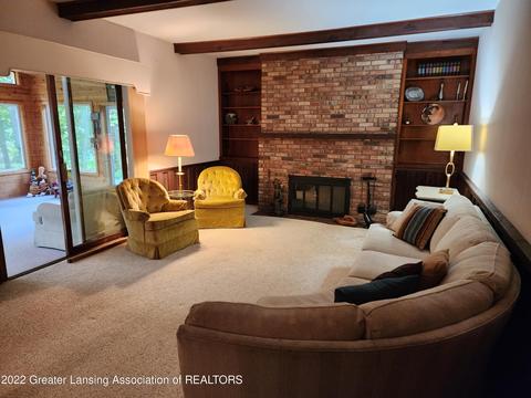 4195 Driftwood Dr, Dewitt, MI 48820 photo 9