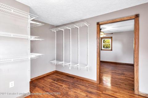 1894 E Colony Rd, Saint Johns, MI 48879 photo 17