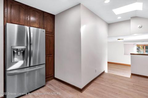 1894 E Colony Rd, Saint Johns, MI 48879 photo 13