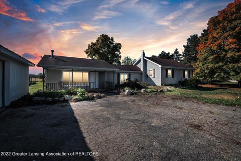 1894 E Colony Rd, Saint Johns, MI 48879 photo 1
