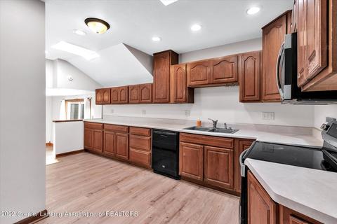 1894 E Colony Rd, Saint Johns, MI 48879 photo 14