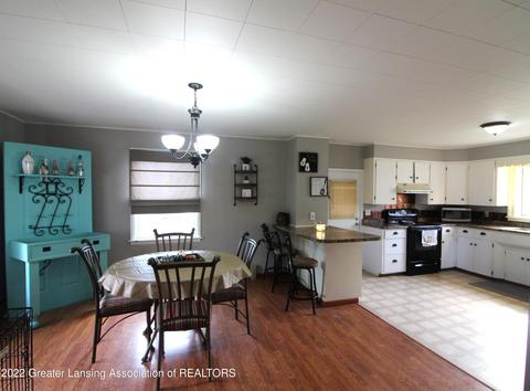 352 N Maple St, Fowler, MI 48835 photo 10