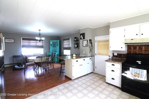 352 N Maple St, Fowler, MI 48835 photo 18
