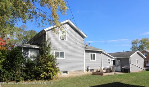 352 N Maple St, Fowler, MI 48835 photo 4