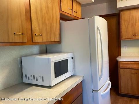 705 E Mcconnell St, Saint Johns, MI 48879 photo 7