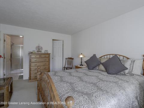 7407 Chellmar Dr, Lansing, MI 48917 photo 11
