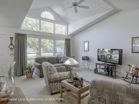 7407 Chellmar Dr, Lansing, MI 48917 photo 2