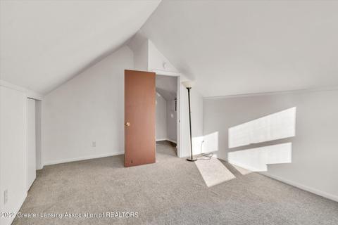 523 E Cavanaugh Rd, Lansing, MI 48910 photo 32