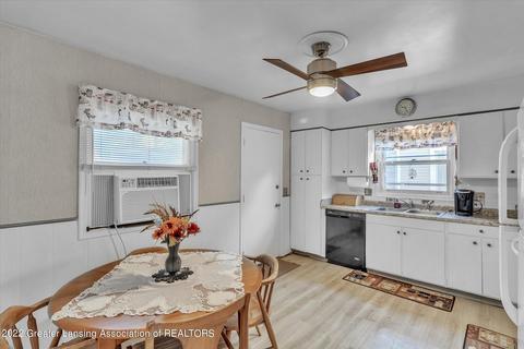 523 E Cavanaugh Rd, Lansing, MI 48910 photo 19