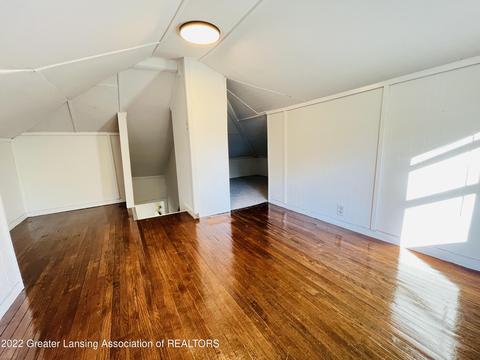 237 E Thomas St, Lansing, MI 48906 photo 25