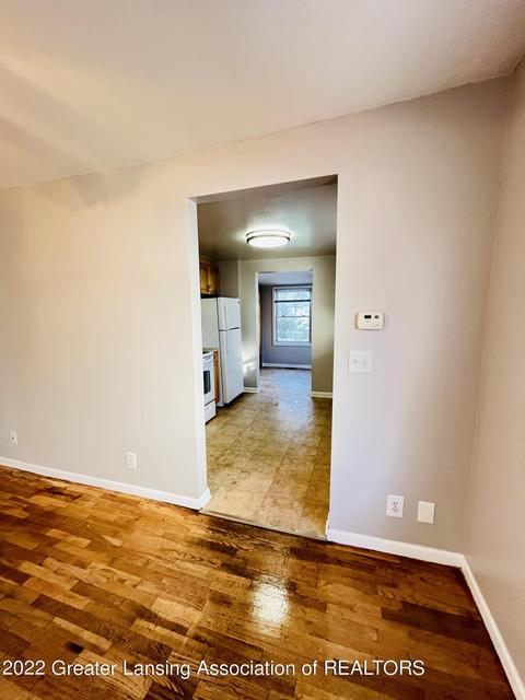 237 E Thomas St, Lansing, MI 48906 photo 7