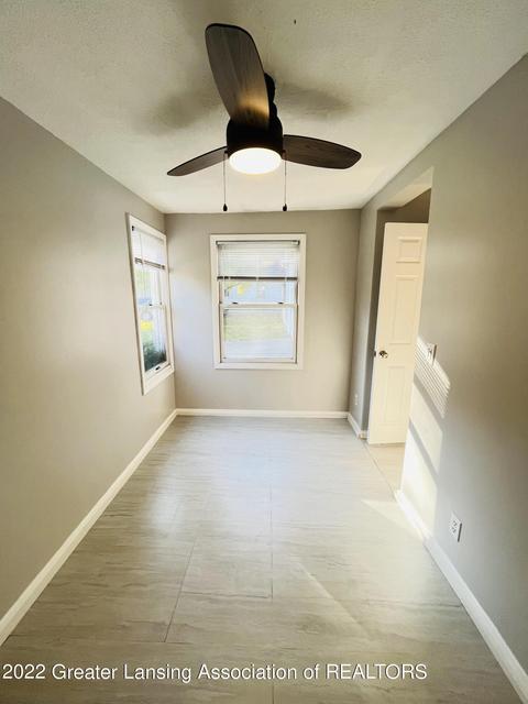 237 E Thomas St, Lansing, MI 48906 photo 14