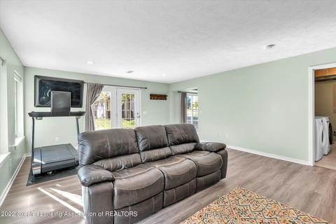 13305 Corriedale Ln, Bath, MI 48808 photo 33