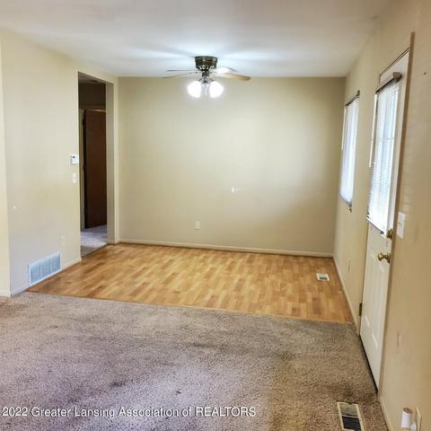 2915 Risdale Ave, Lansing, MI 48911 photo 4